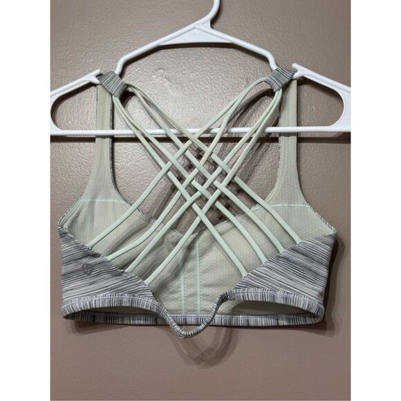NWOT Lululemon Free To Be Wild *Light Support Sports Bra Size 6US - Picture 8 of 10